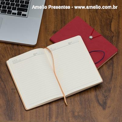 Moleskine com fecho - 21x14cm