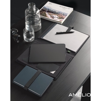 Caderno A5 estruturado em duas partes